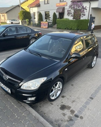 Hyundai I30 cena 18000 przebieg: 261000, rok produkcji 2007 z Włoszczowa małe 172